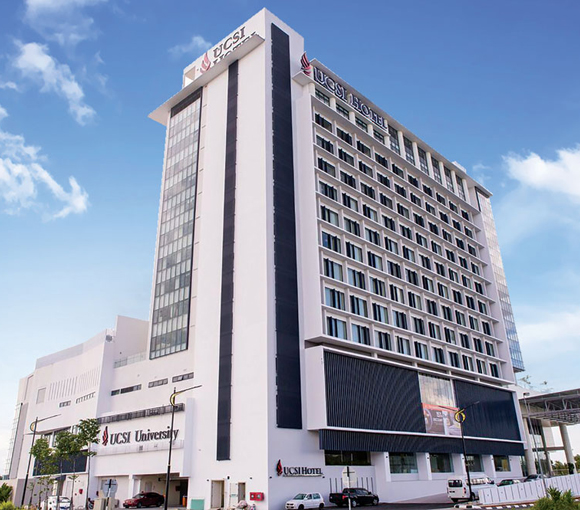 马来思特雅大学主要学科和课程