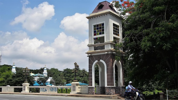 本科生申请马来西亚思特雅大学硕士怎么看均分和专业背景